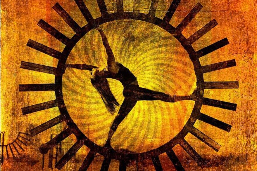 elena-ray-woman-dance-wheel